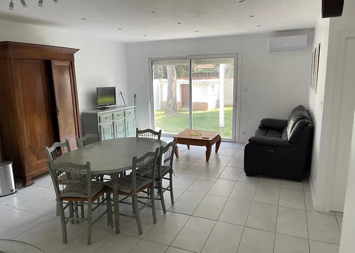 Maison Plain Pied Au Calme Sur Parcelle Arboree