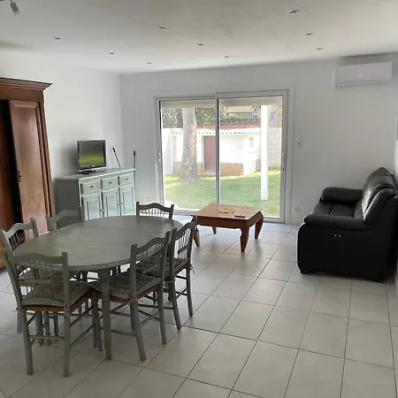 Maison Plain Pied Au Calme Sur Parcelle Arboree